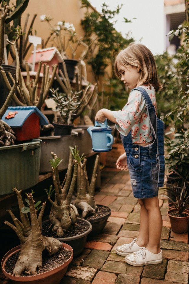 آموزش آداب معاشرت به کودکان